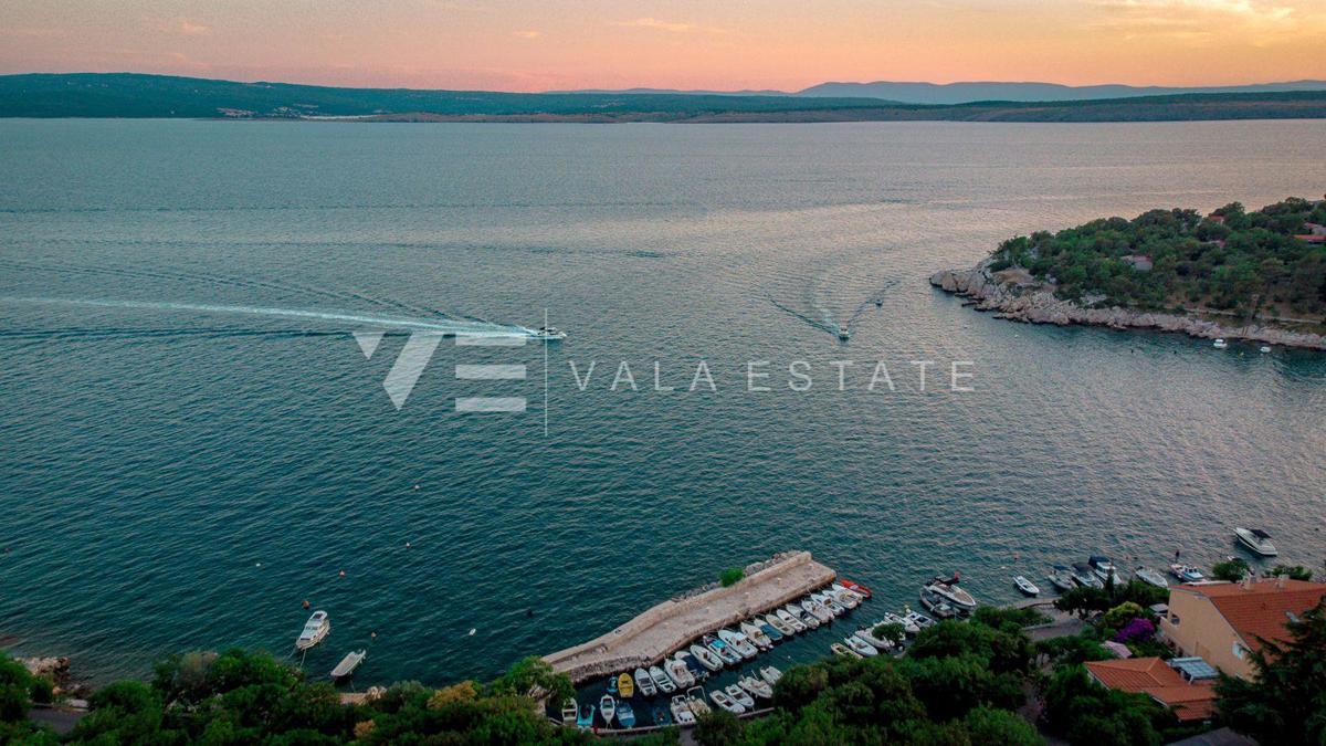 APPARTAMENTO ATTRAENTE CON VISTA MARE APERTO