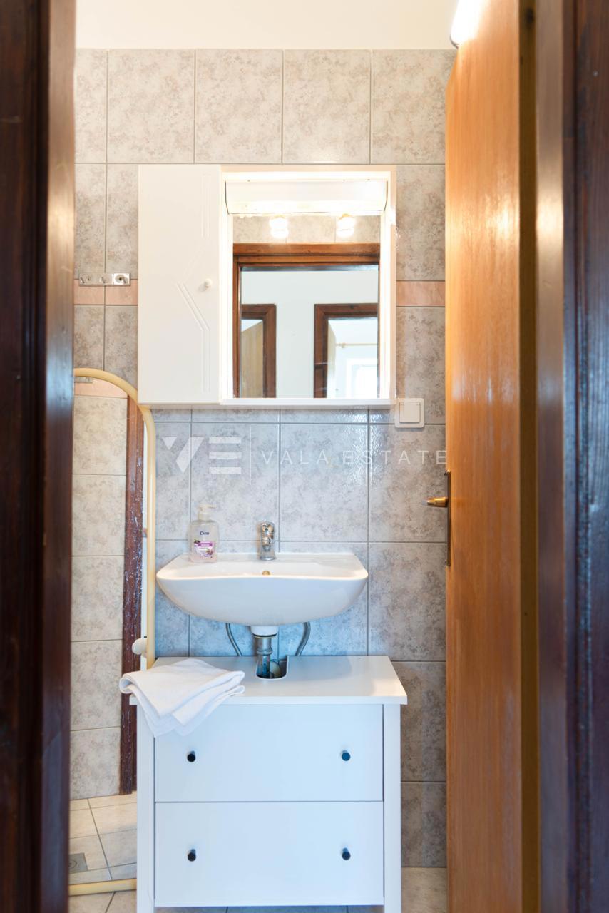 APPARTAMENTO ATTRAENTE CON VISTA MARE APERTO