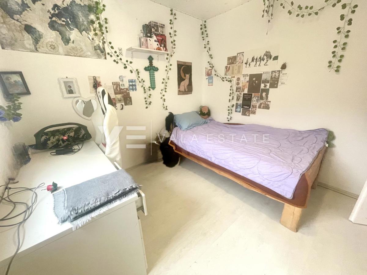 CASA INDIPENDENTE CON AMPIO GIARDINO IN POSIZIONE TRANQUILLA