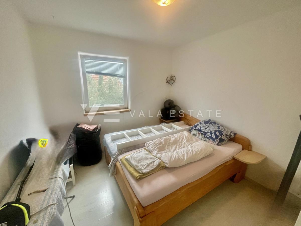 CASA INDIPENDENTE CON AMPIO GIARDINO IN POSIZIONE TRANQUILLA