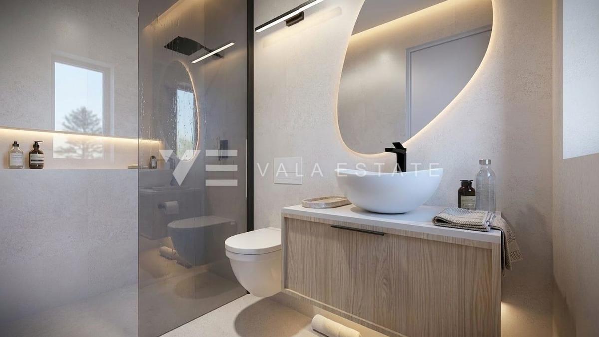 NUOVA CASA SEMI-INDIPENDENTE CON PISCINA IN UNA POSIZIONE TRANQUILLA