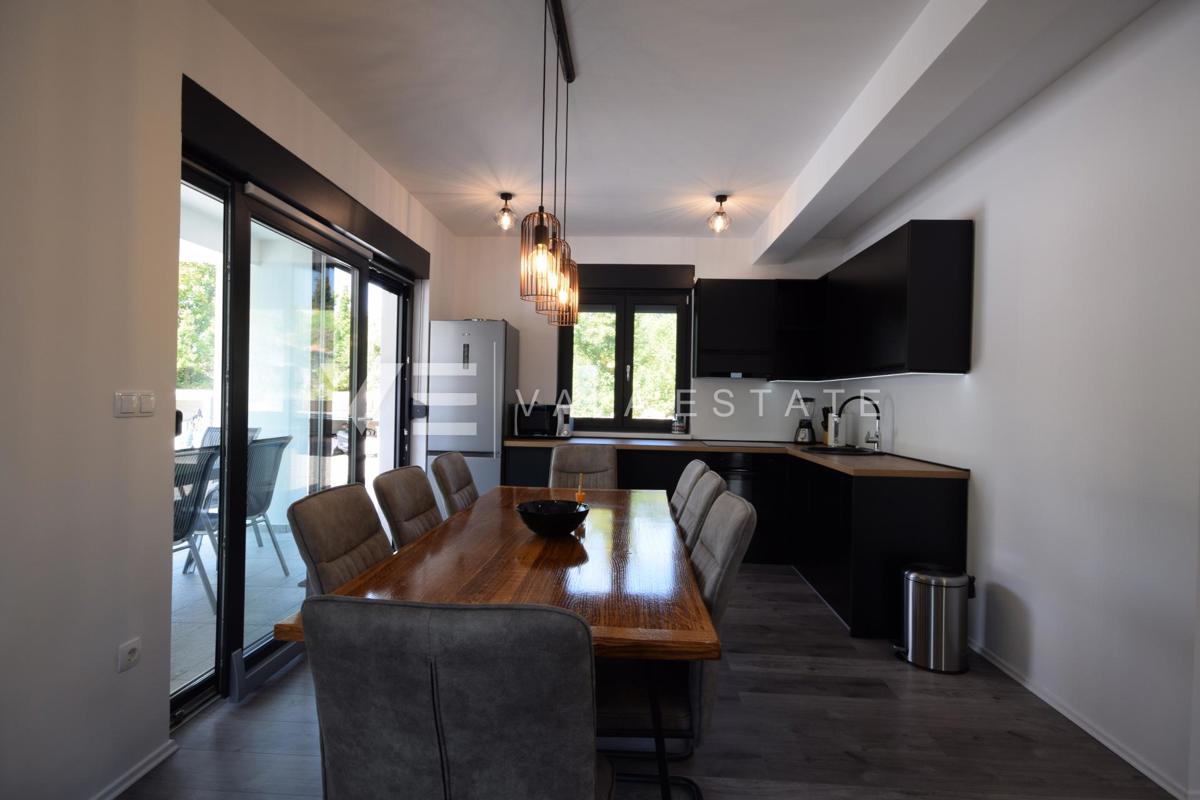 NUOVA MODERNA CASA INDIPENDENTE IN BELLISSIMA LOCAZIONE IMMERSA NELLA NATURA