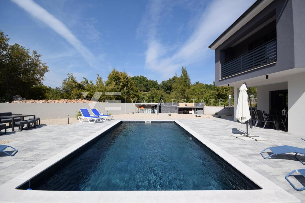 NUOVA MODERNA CASA INDIPENDENTE IN BELLISSIMA LOCAZIONE IMMERSA NELLA NATURA