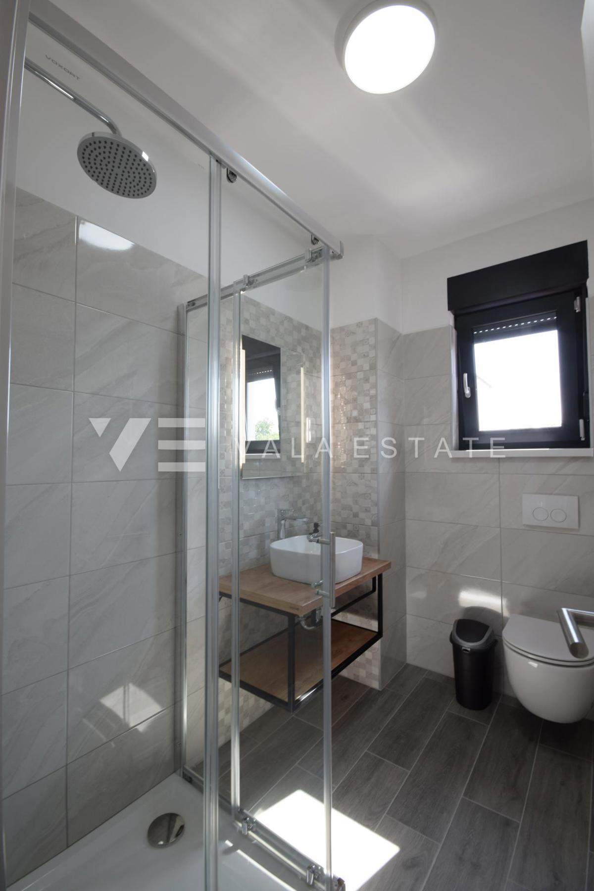 NUOVA MODERNA CASA INDIPENDENTE IN BELLISSIMA LOCAZIONE IMMERSA NELLA NATURA