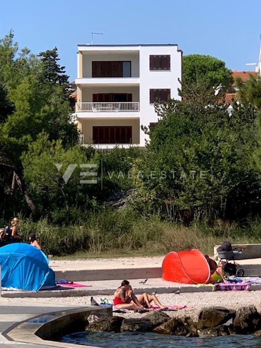 APPARTAMENTO IN PRIMA FILA AL MARE E ALLA SPIAGGIA