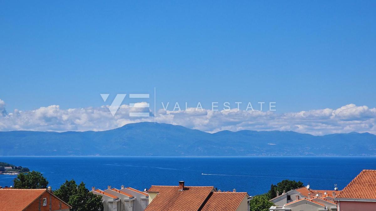 NUOVO APPARTAMENTO MODERNO CON GIARDINO E VISTA MARE