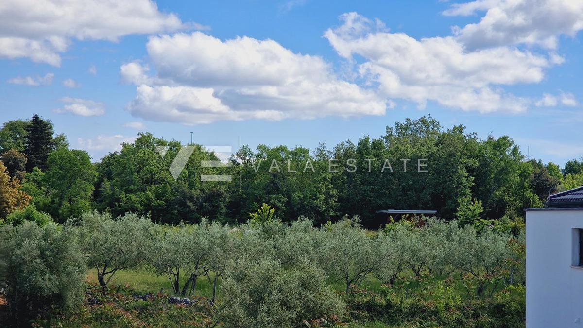 NUOVO APPARTAMENTO MODERNO CON GIARDINO E VISTA MARE
