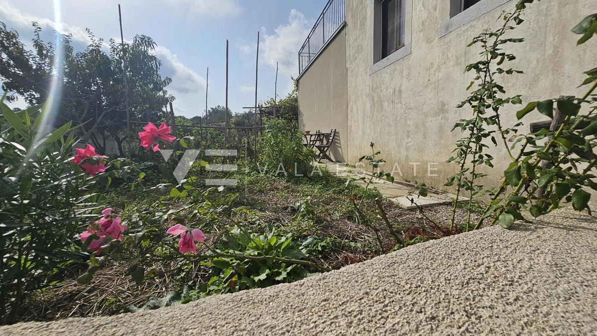 NUOVA CASA DOPPIA MEDITERRANEA CON BELLISSIMO GIARDINO IN POSIZIONE TRANQUILLA