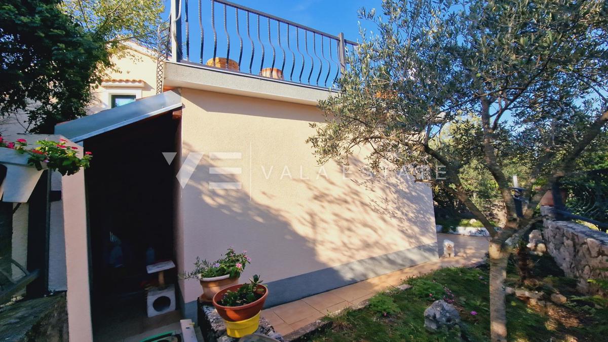 CASA INDIPENDENTE IN POSIZIONE TRANQUILLA CON VISTA MARE