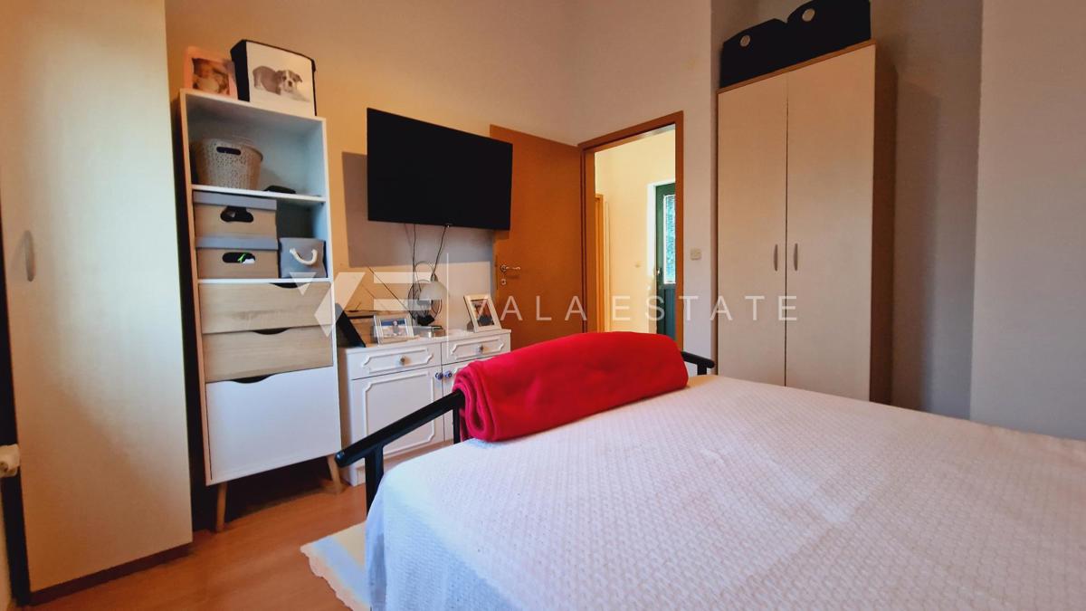 CASA INDIPENDENTE IN POSIZIONE TRANQUILLA CON VISTA MARE