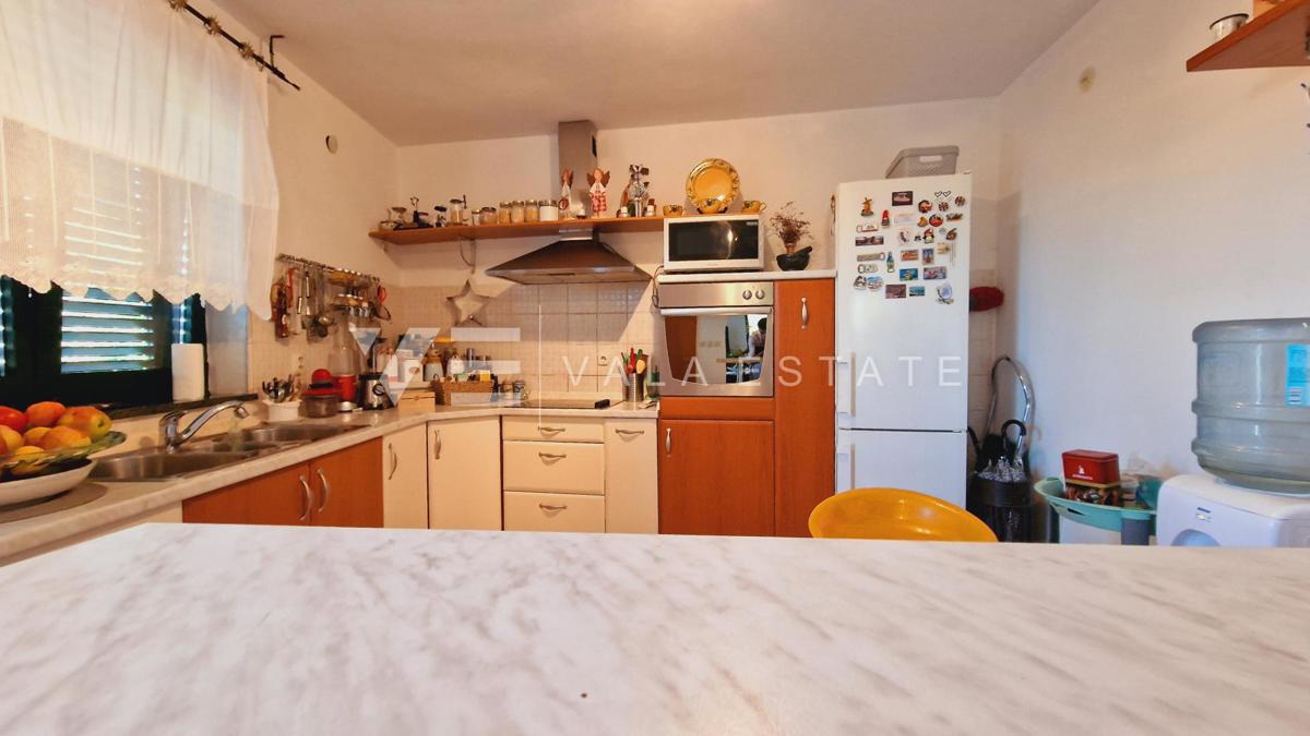 CASA INDIPENDENTE IN POSIZIONE TRANQUILLA CON VISTA MARE