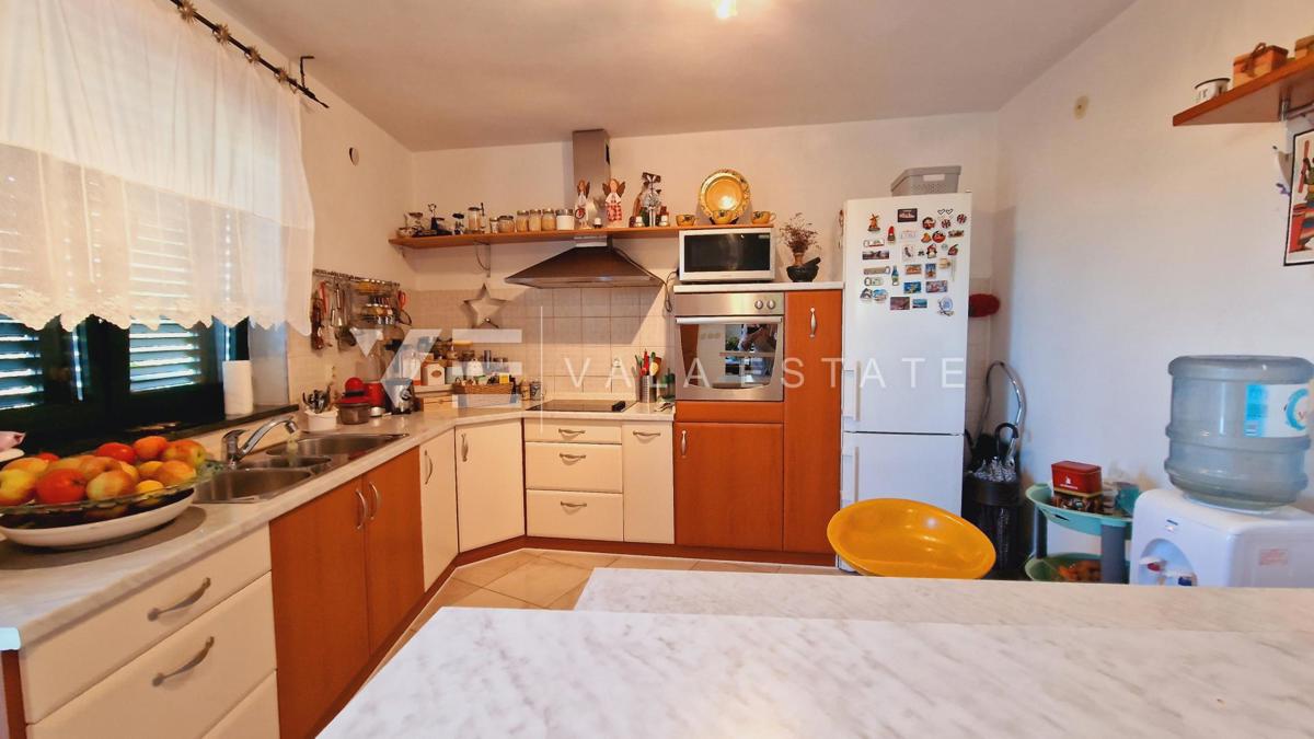 CASA INDIPENDENTE IN POSIZIONE TRANQUILLA CON VISTA MARE