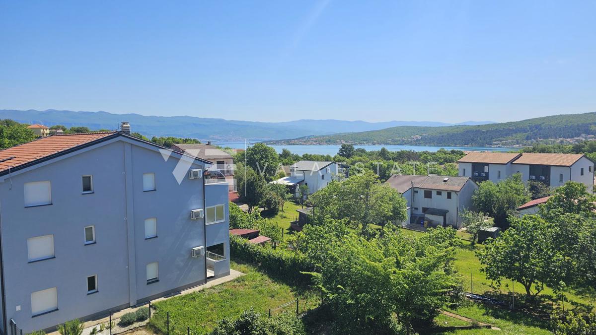 BILOCALE IN POSIZIONE TRANQUILLA CON VISTA MARE