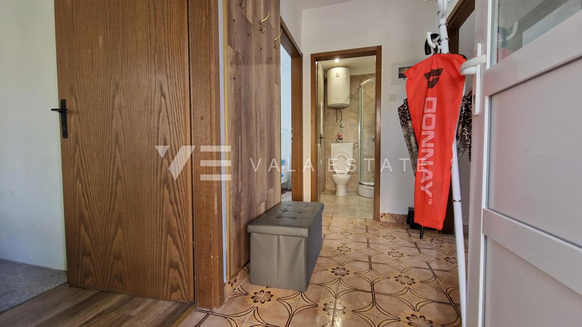 CASA INDIPENDENTE CON AMPIO GIARDINO VICINO AL MARE E AL CENTRO
