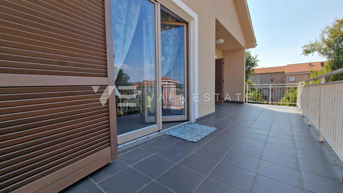 CASA INDIPENDENTE CON AMPIO GIARDINO VICINO AL MARE E AL CENTRO