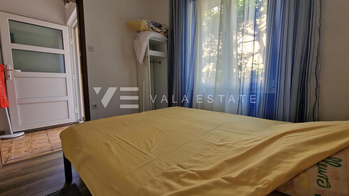 CASA INDIPENDENTE CON AMPIO GIARDINO VICINO AL MARE E AL CENTRO