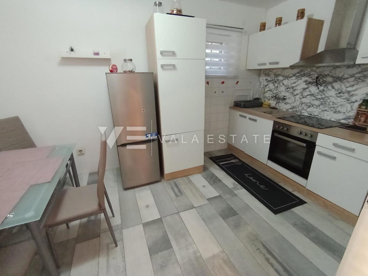 CASA INDIPENDENTE CON AMPIO GIARDINO VICINO AL MARE