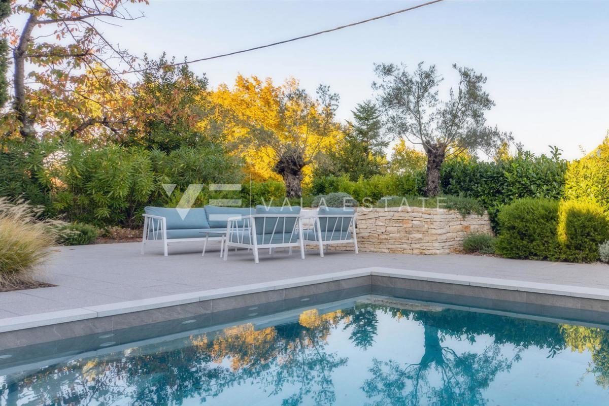 CASA MODERNA INDIPENDENTE CON PISCINA E VISTA MARE