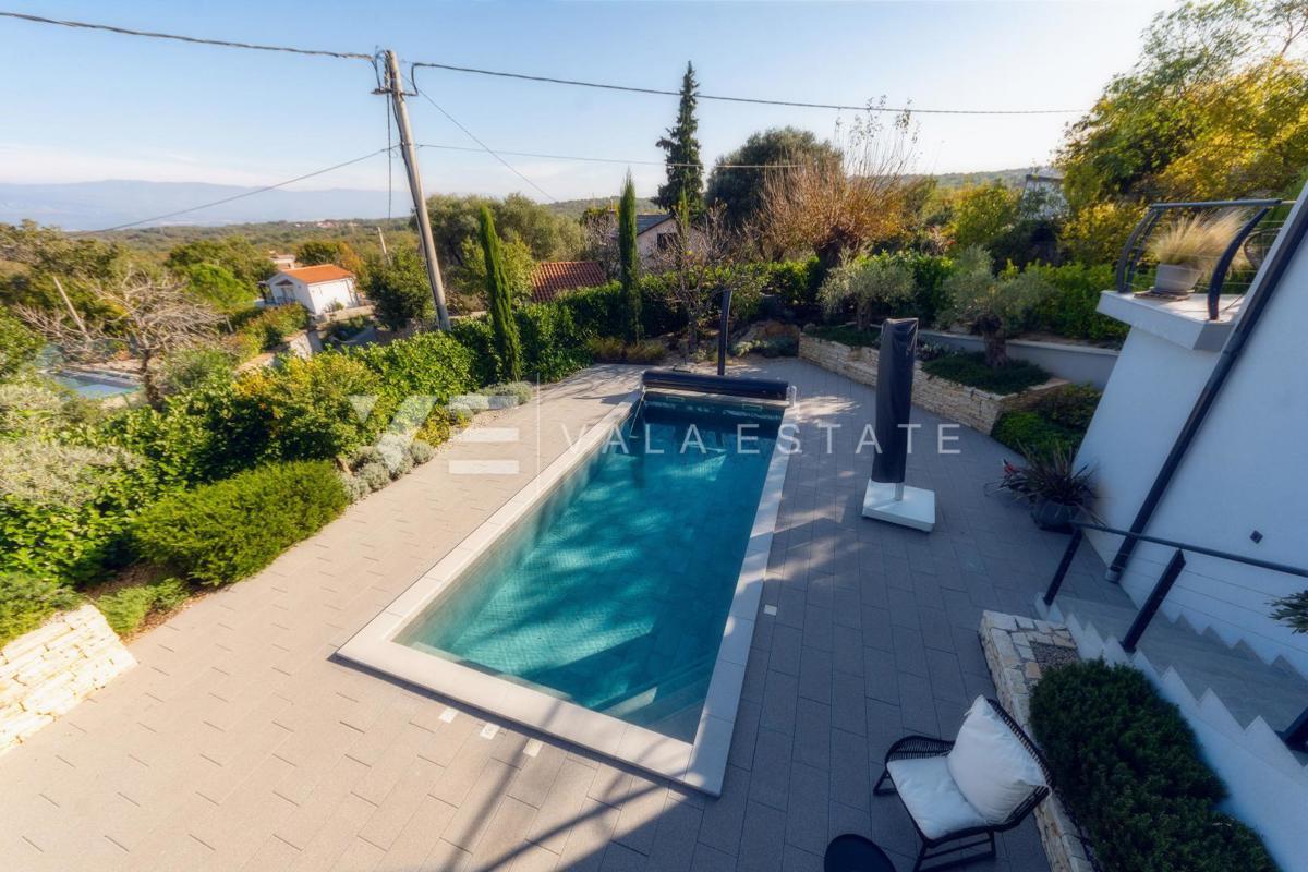 CASA MODERNA INDIPENDENTE CON PISCINA E VISTA MARE