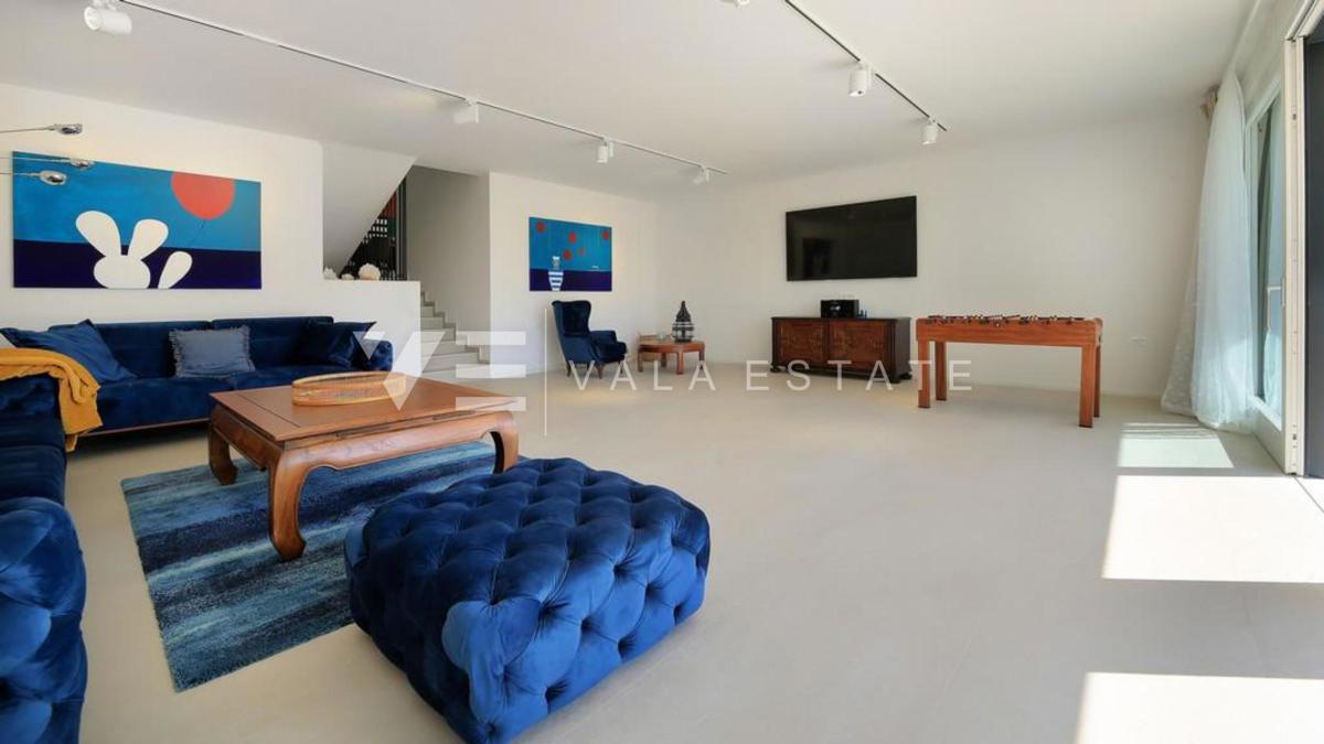 VILLA MODERNA INDIPENDENTE CON PISCINA E VISTA MARE