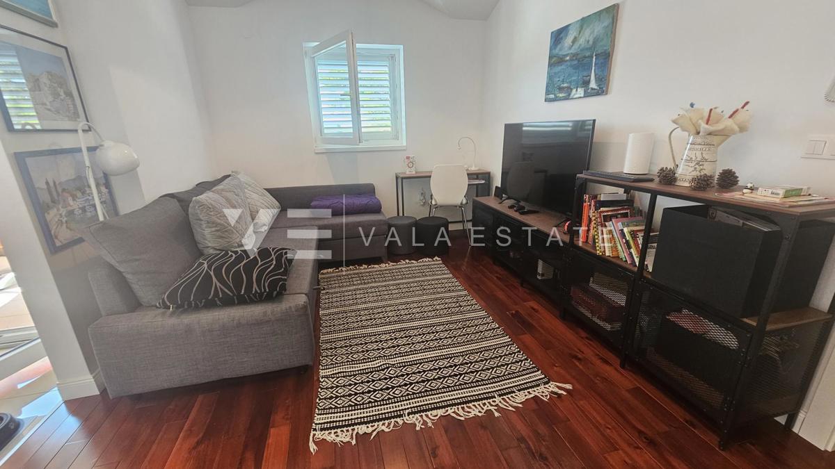 COMODO ATTICO VICINO ALLA SPIAGGIA E AL CENTRO