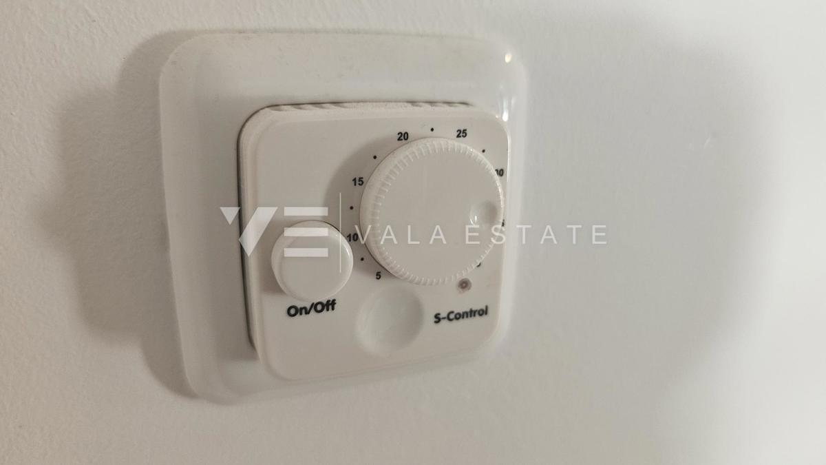 COMODO ATTICO VICINO ALLA SPIAGGIA E AL CENTRO