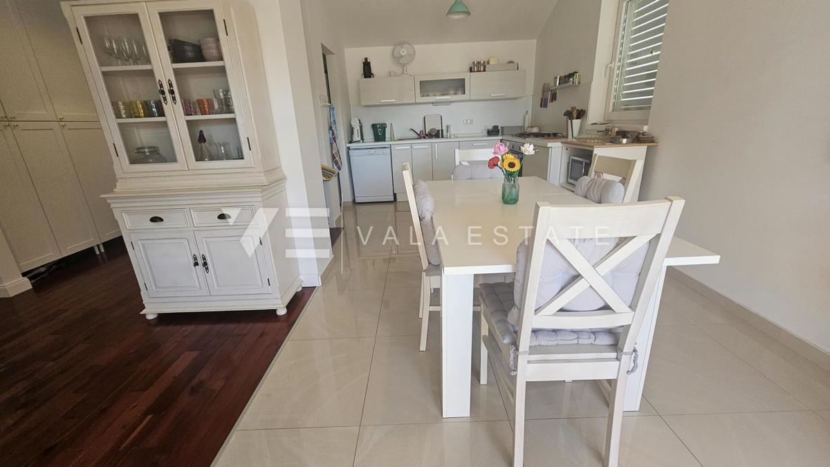 COMODO ATTICO VICINO ALLA SPIAGGIA E AL CENTRO