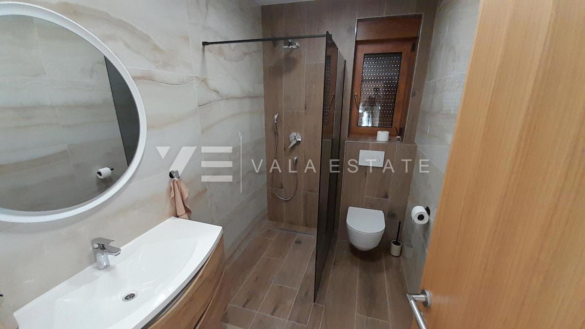 NUOVA CASA INDIPENDENTE CON PISCINA E VISTA MARE