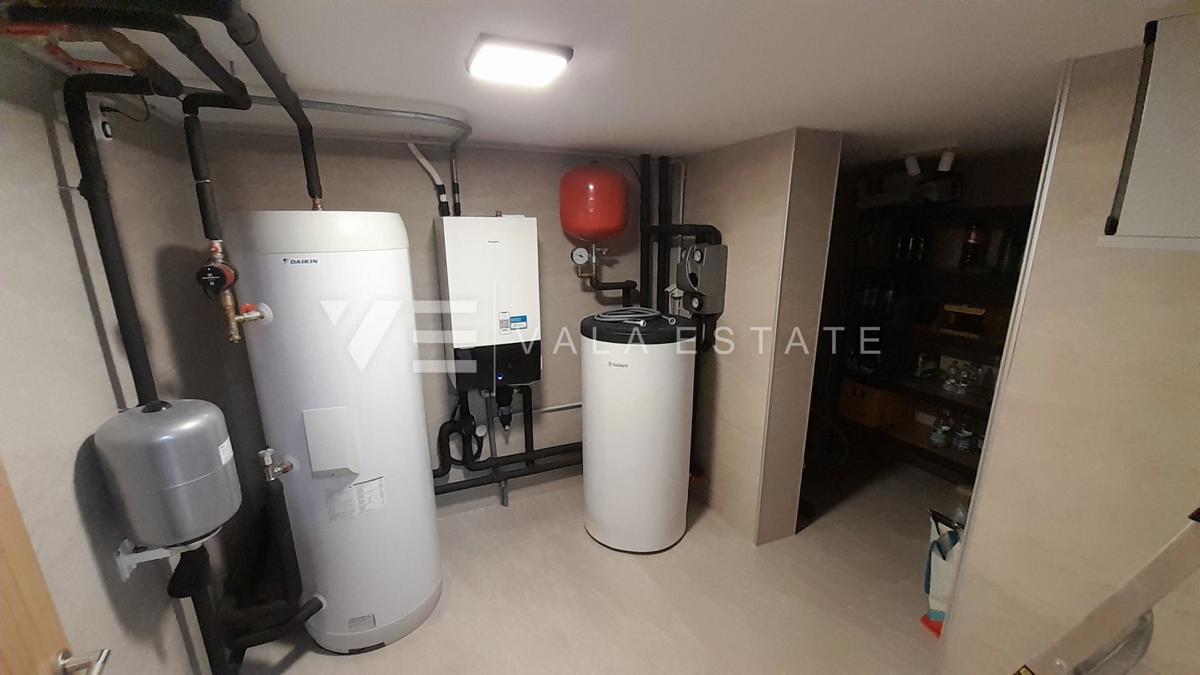 NUOVA CASA INDIPENDENTE CON PISCINA E VISTA MARE