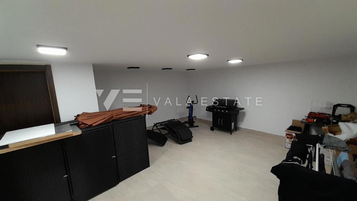 NUOVA CASA INDIPENDENTE CON PISCINA E VISTA MARE