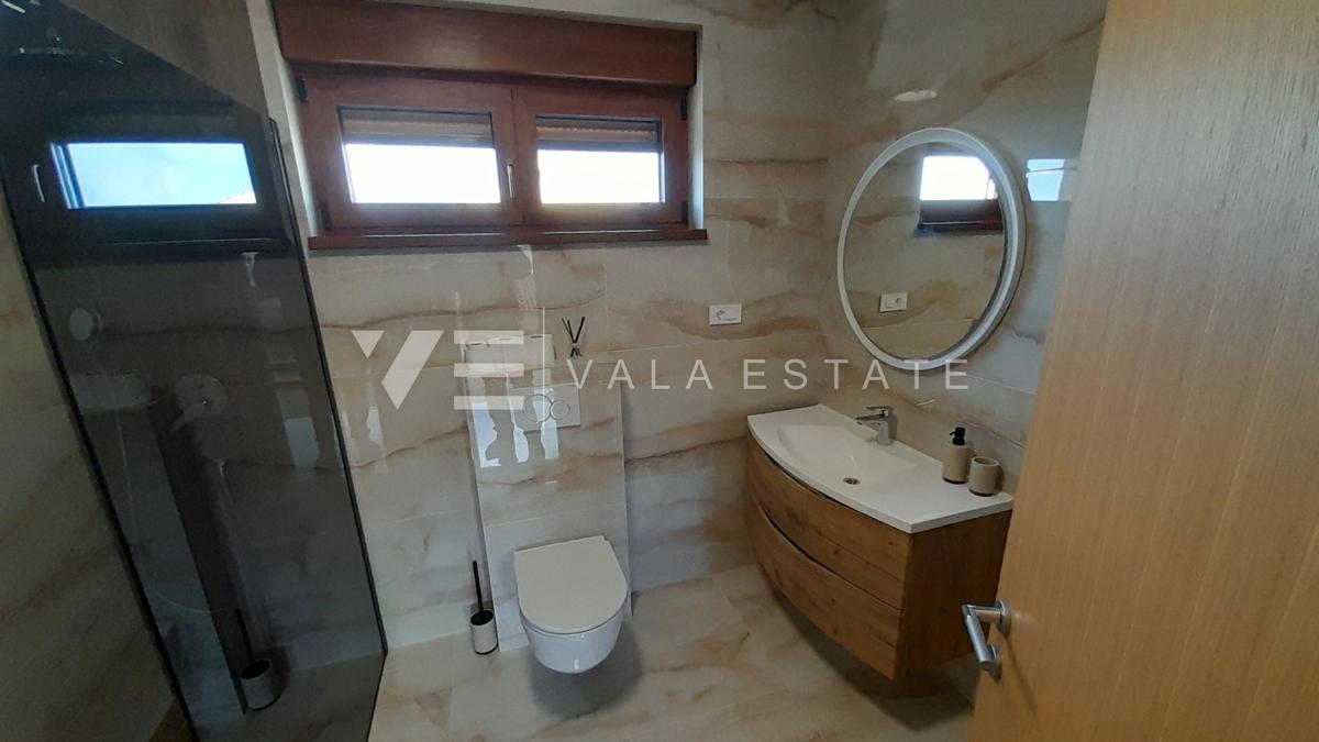 NUOVA CASA INDIPENDENTE CON PISCINA E VISTA MARE