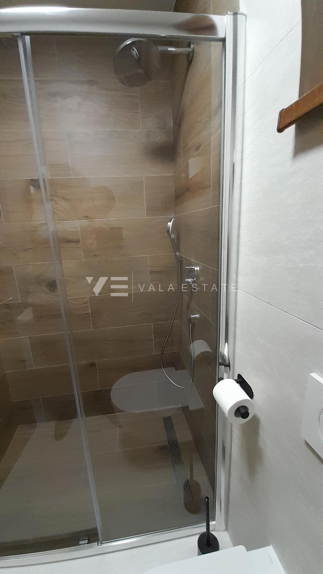 NUOVA CASA INDIPENDENTE CON PISCINA E VISTA MARE