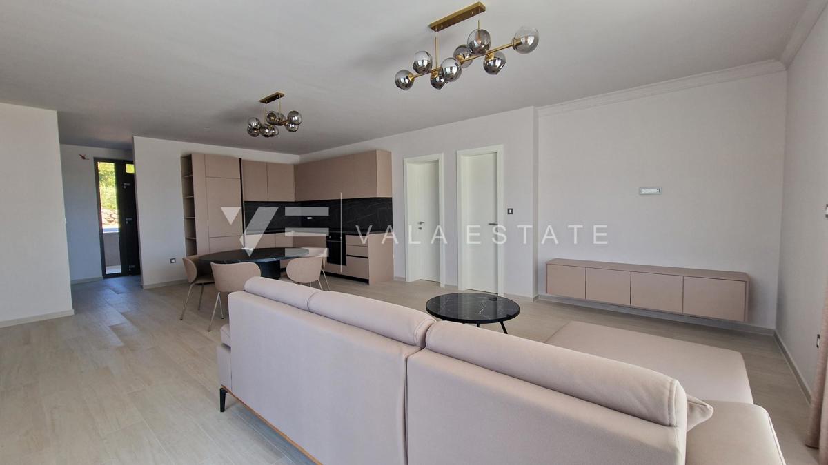 NUOVA VILLA INDIPENDENTE CON PISCINA E VISTA MARE