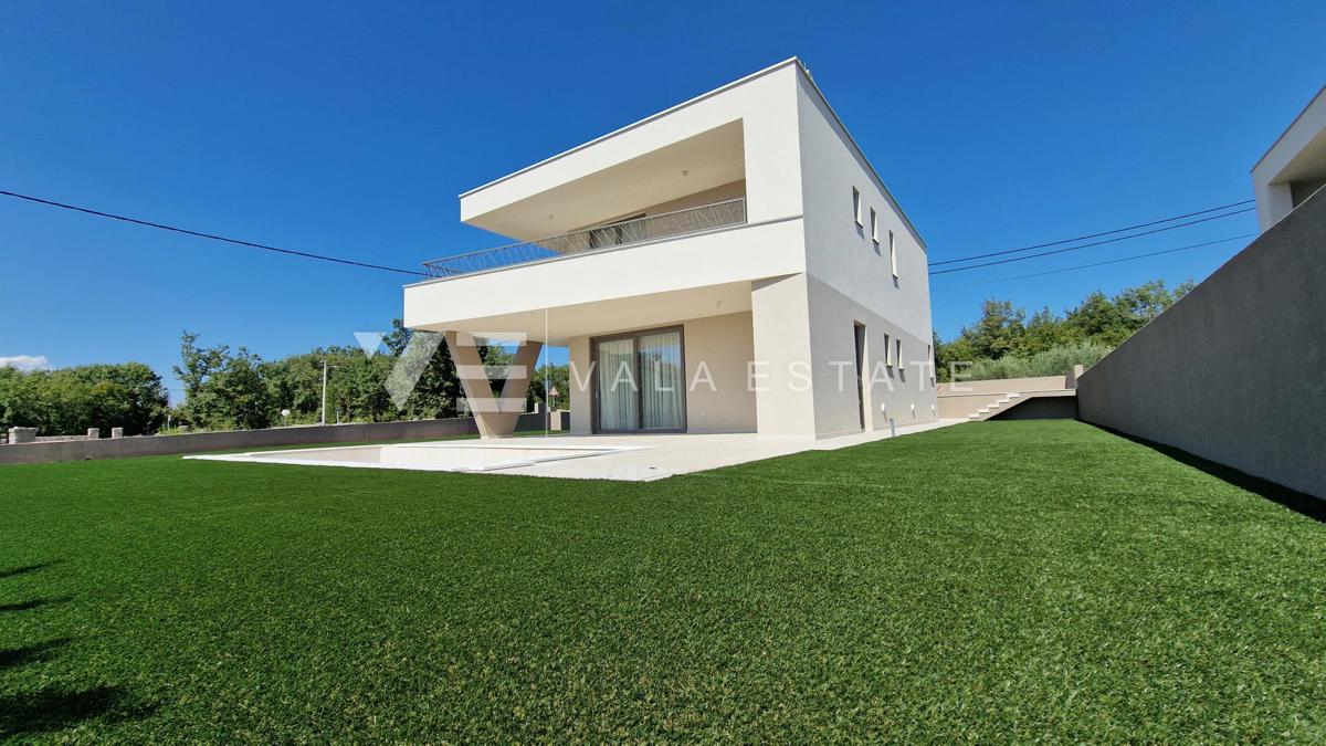 NUOVA VILLA INDIPENDENTE CON PISCINA E VISTA MARE