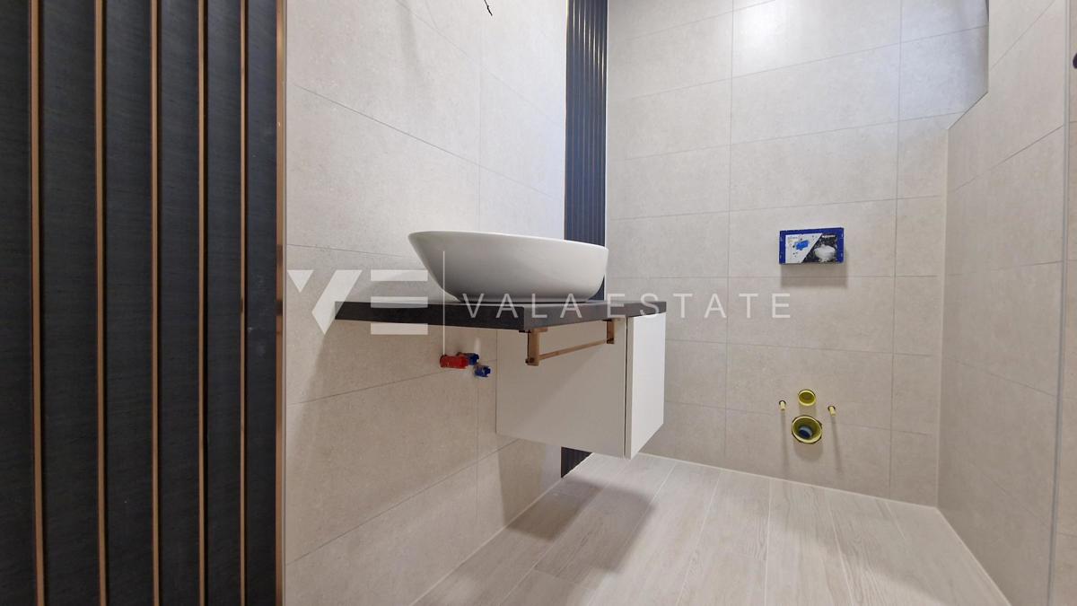 NUOVA VILLA INDIPENDENTE CON PISCINA E VISTA MARE