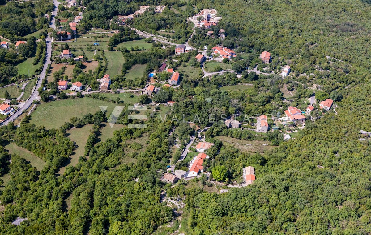 TERRENO EDIFICABILE PIANO IN POSIZIONE TRANQUILLA