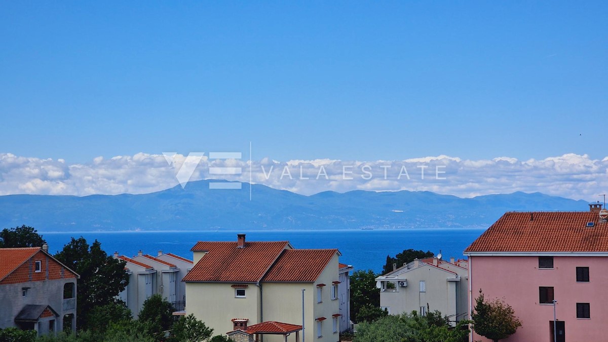 CONFORTEVOLE APPARTAMENTO IN NUOVA COSTRUZIONE CON PISCINA E VISTA MARE