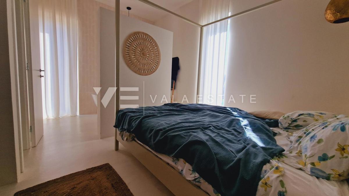 NUOVA VILLA MEDITERRANEA CON PISCINA E VISTA MARE