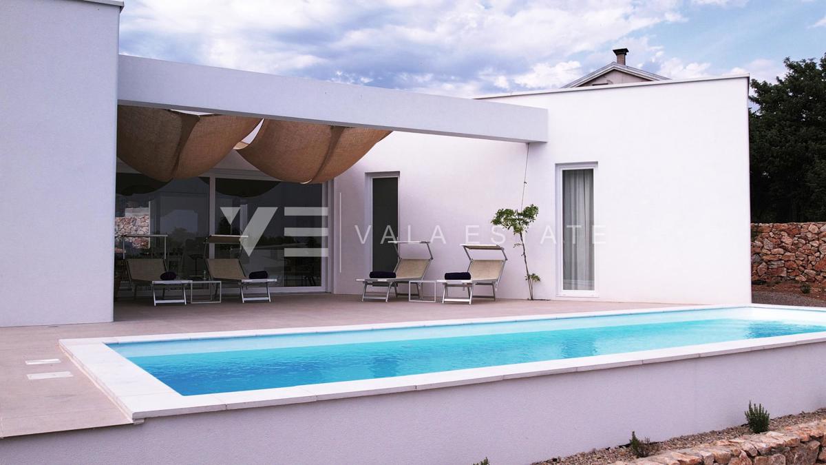 NUOVA VILLA MEDITERRANEA CON PISCINA E VISTA MARE