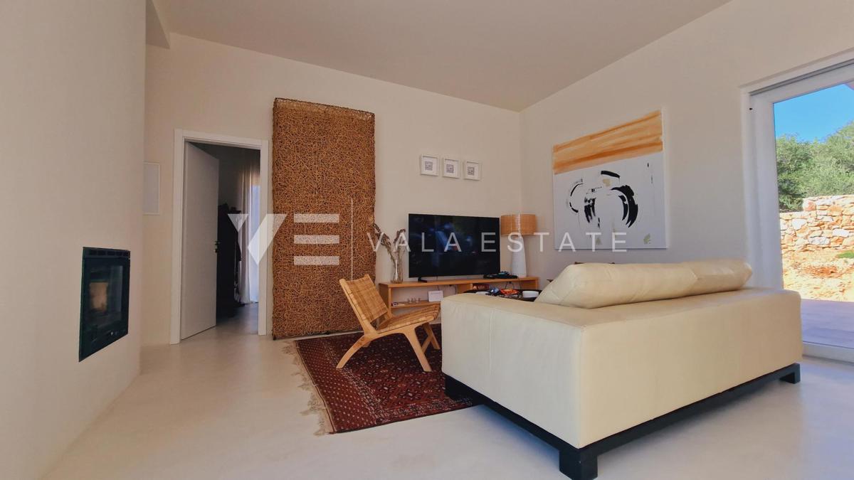 NUOVA VILLA MEDITERRANEA CON PISCINA E VISTA MARE