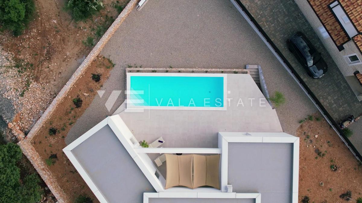 NUOVA VILLA MEDITERRANEA CON PISCINA E VISTA MARE