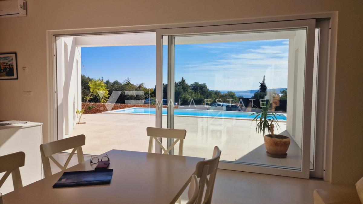 NUOVA VILLA MEDITERRANEA CON PISCINA E VISTA MARE