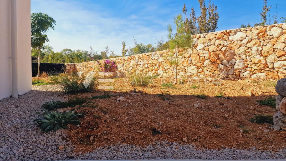 NUOVA VILLA MEDITERRANEA CON PISCINA E VISTA MARE