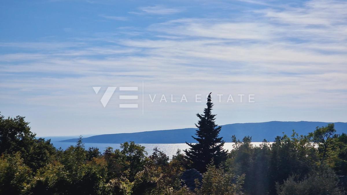 NUOVA VILLA MEDITERRANEA CON PISCINA E VISTA MARE