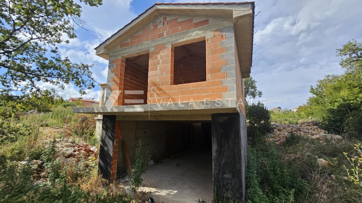 CASA INDIPENDENTE CON VISTA MARE IN FASE ROH BAU