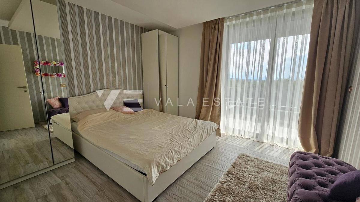VILLA DI LUSSO CON PISCINA E VISTA MARE