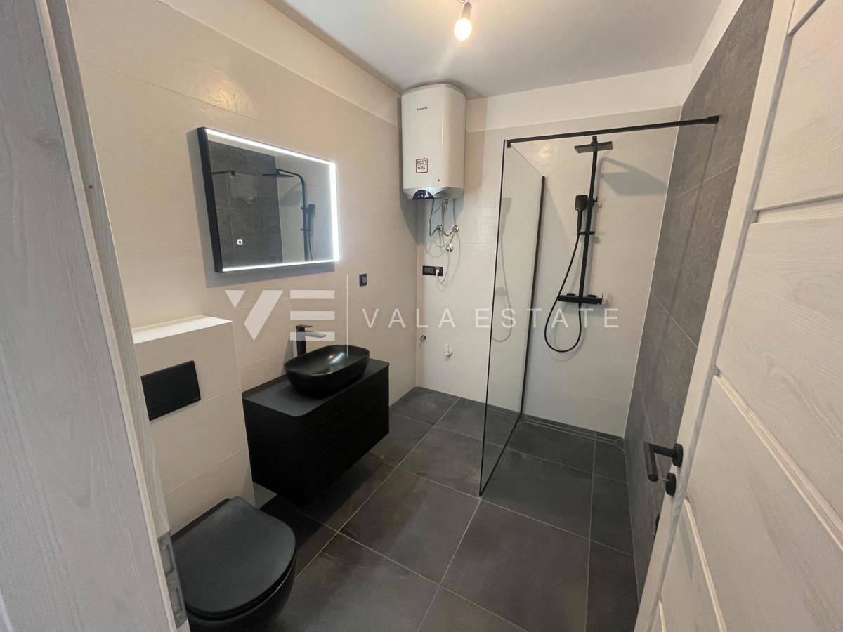 APPARTAMENTO IN POSIZIONE TRANQUILLA CON VISTA MARE