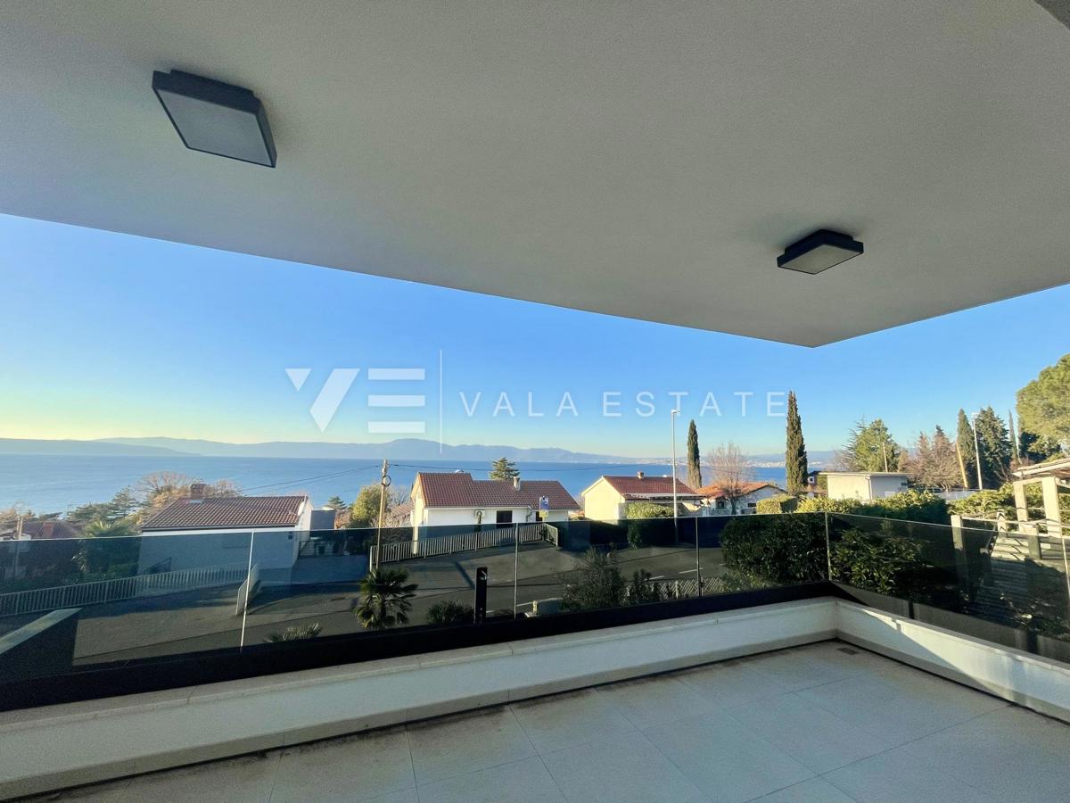 LUSSUOSA NUOVA CASA DOPPIA CON VISTA MARE VICINO ALLA SPIAGGIA