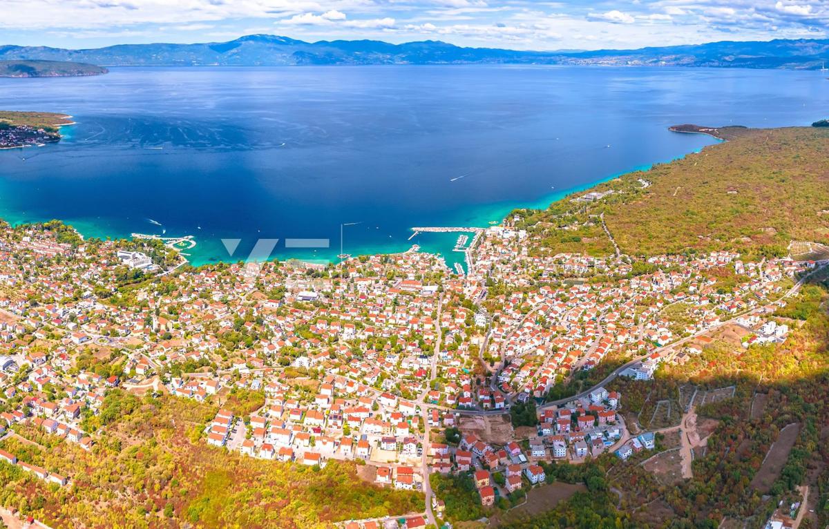 NUOVA CASA BILOCALE CON VISTA MARE E GIARDINO CON PISCINA