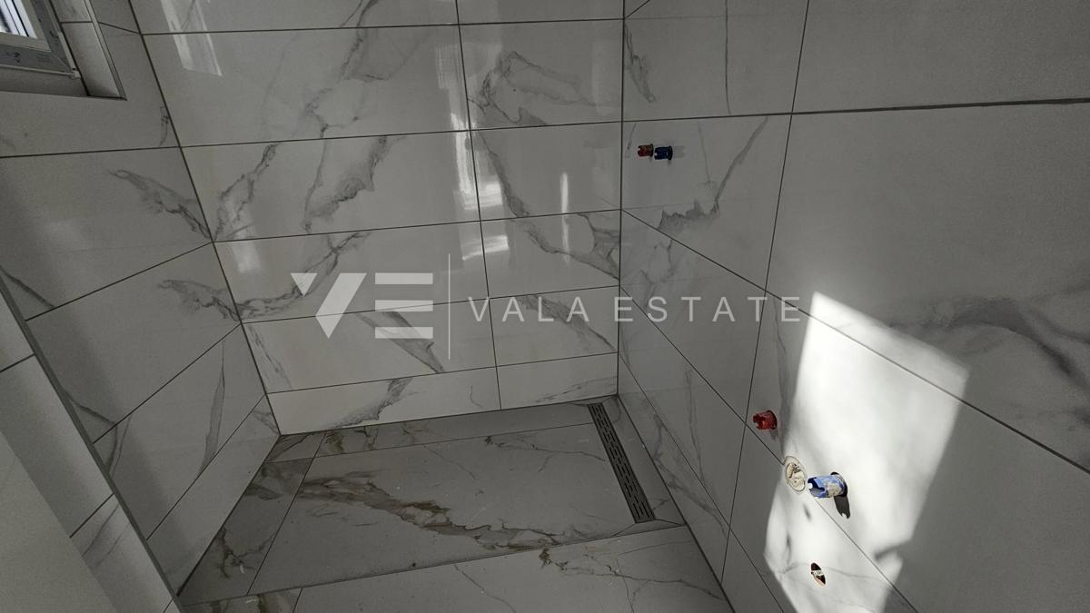 CASA DOPPIA MODERNA CON PISCINA E VISTA MARE